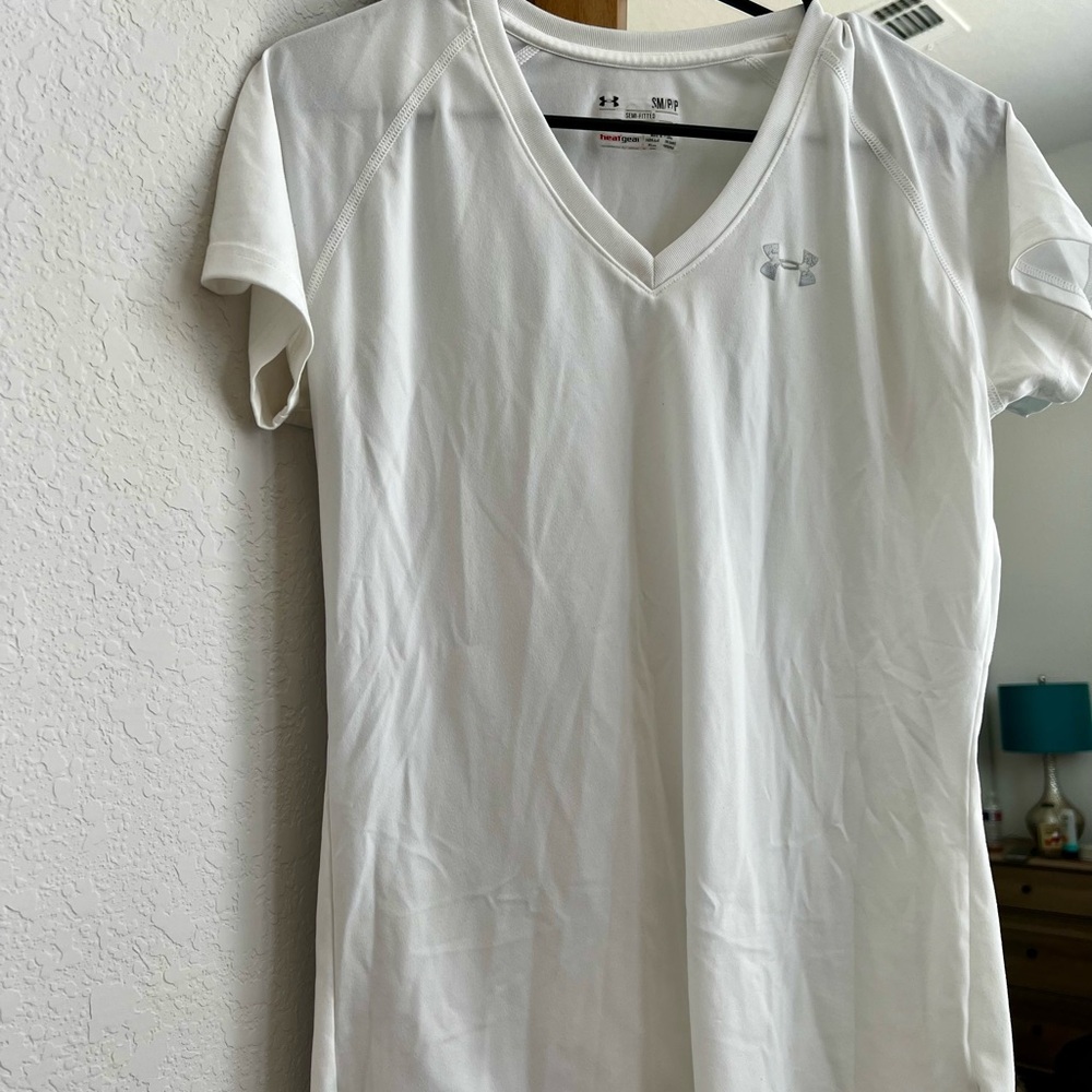 Under Armour Classic White V-Neck Tee